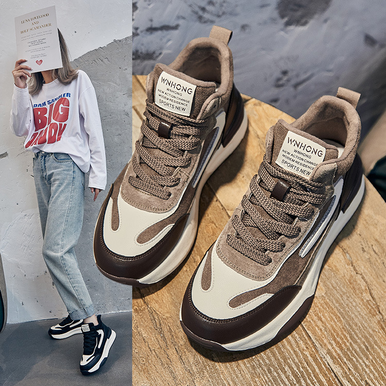 The 2026 Spring and autumn new genuine leather high-top dad shoes for women, thick-soled, color-blocking and fleece lace-up casual sneakers, are trendy on Instagram