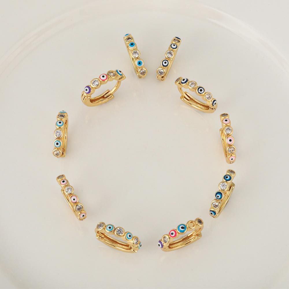 The Devil's Eye micro-inlaid zircon exquisite retro and simple earrings and earrings are selling well on Instagram by European and American Internet celebrities