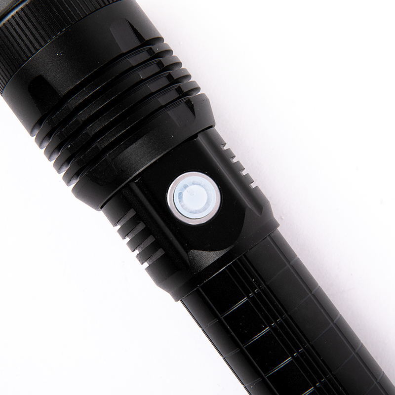 跨境新款XHP50强光手电户外防身铝合金大功率USB充电强光电筒P70细节图