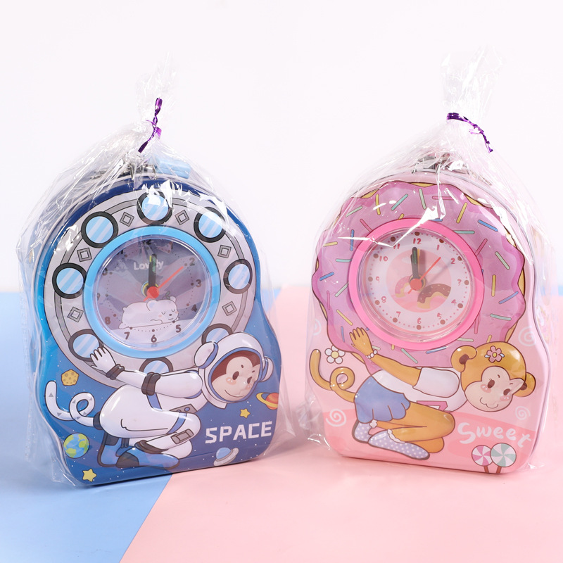 闹钟/闹钟时钟/LED数字桌面闹钟/钟表/电子闹钟表白底实物图