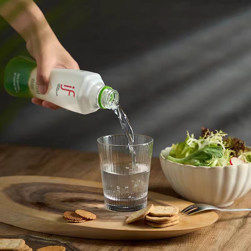 if泰进口椰子水350ml瓶装整箱电解质椰青水饮料果汁产品图