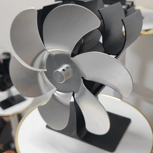 Fireplace fan, European and American thermal power fan, Amazon ebay wish wooden fireplace thermal energy fan, aluminum alloy Application Scenario