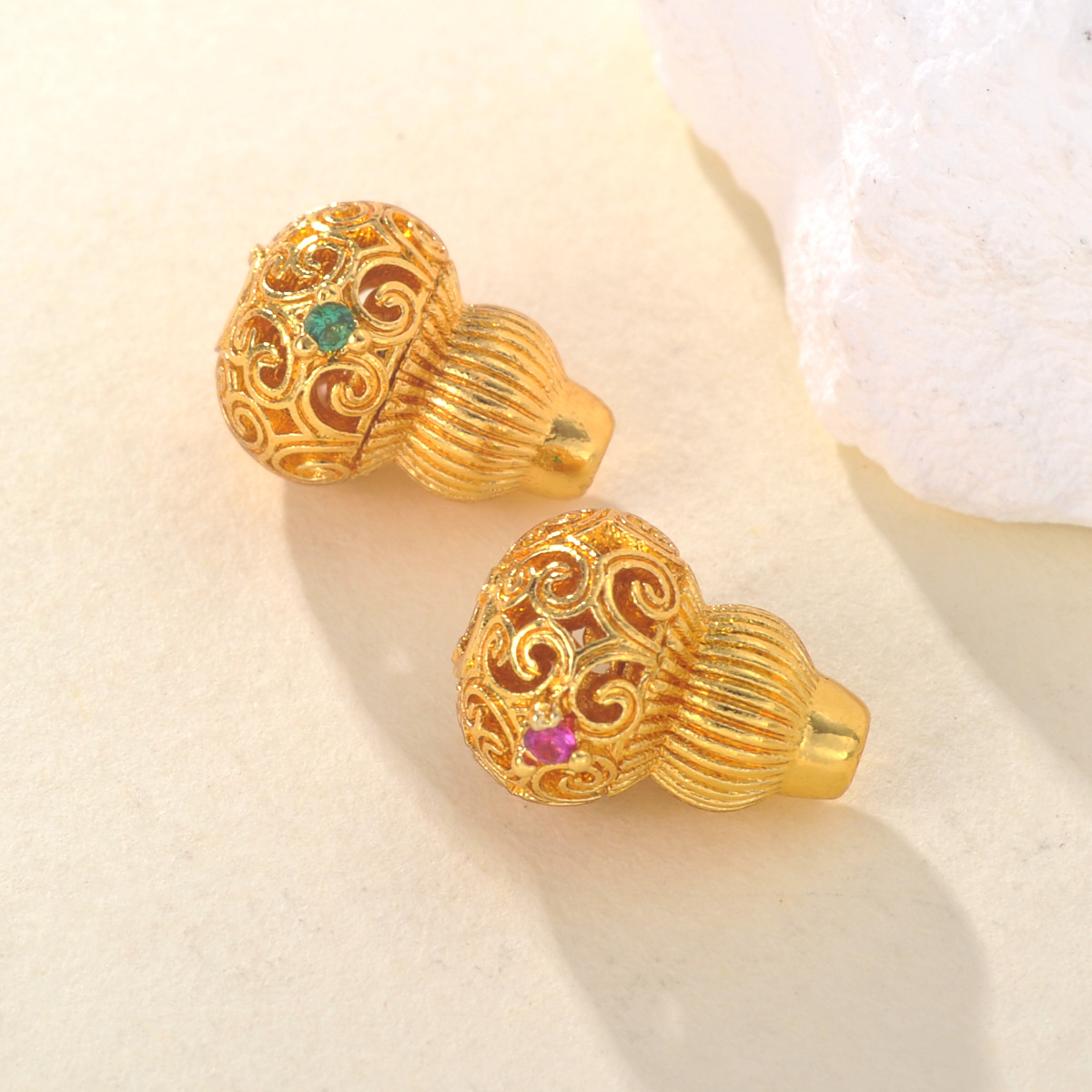 Chinese-style high-color-retention diamond-encrusted auspicious cloud hollowed-out gourd bead necklace bracelet jewelry diy handcrafted accessories Specification image