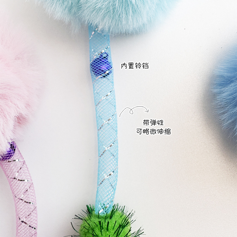 Cat toys with funny designs, plush cat teaser sticks, pet cat toys, pet supplies, cat climbing frames, funny cat teaser gadgets Application Scenario
