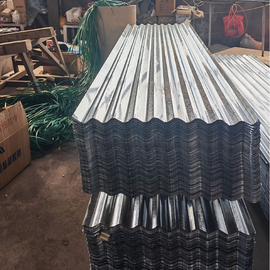 Hot-dip galvanized corrugated sheet 840/900 type galvanized iron sheet tile, Q235 material, factory canopy enclosure with patterned galvanization Item Picture