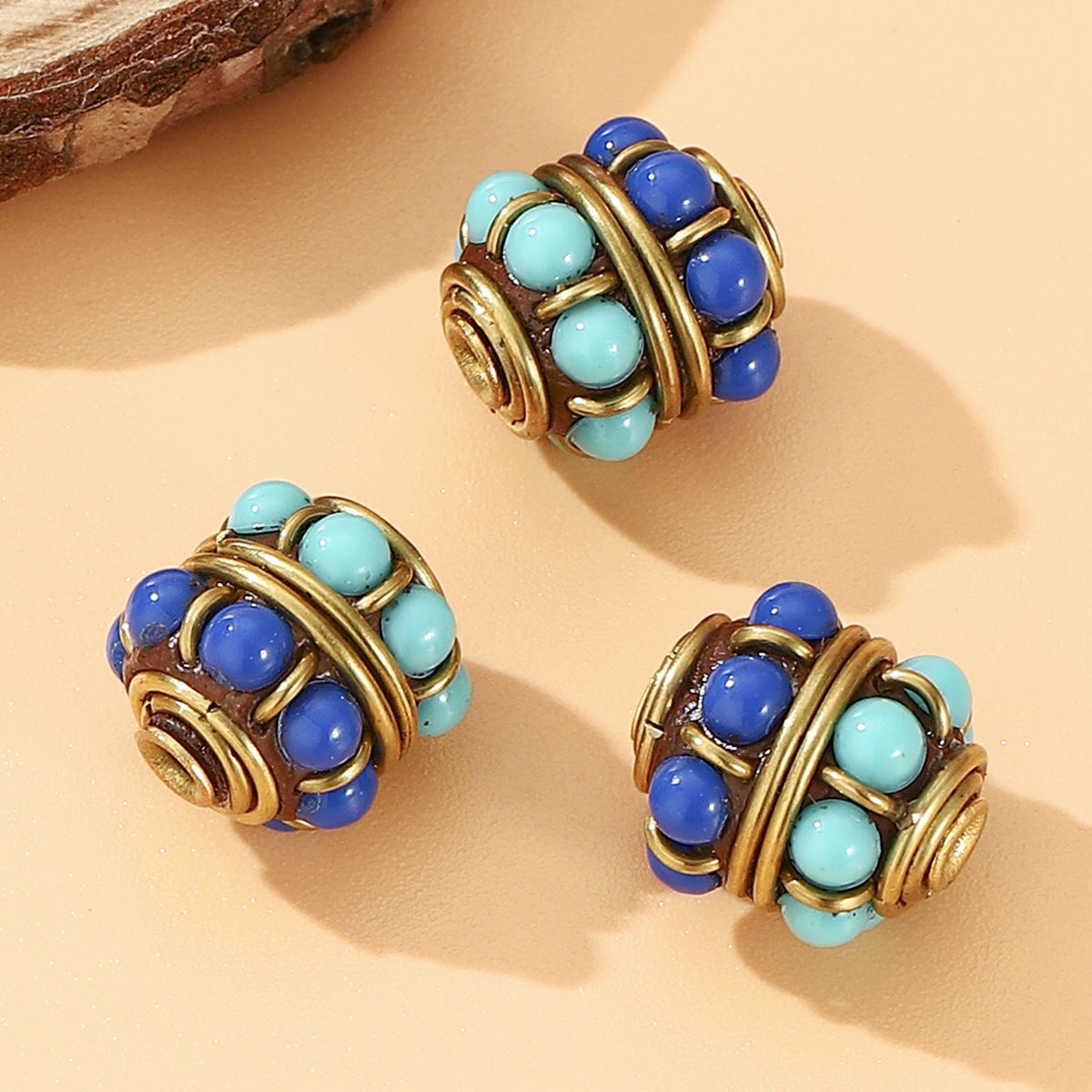 Nepalese bead heavy industry, Tibetan style, retro handcrafted bead, barrel bead, brass, blue turquoise DIY jewelry details Picture