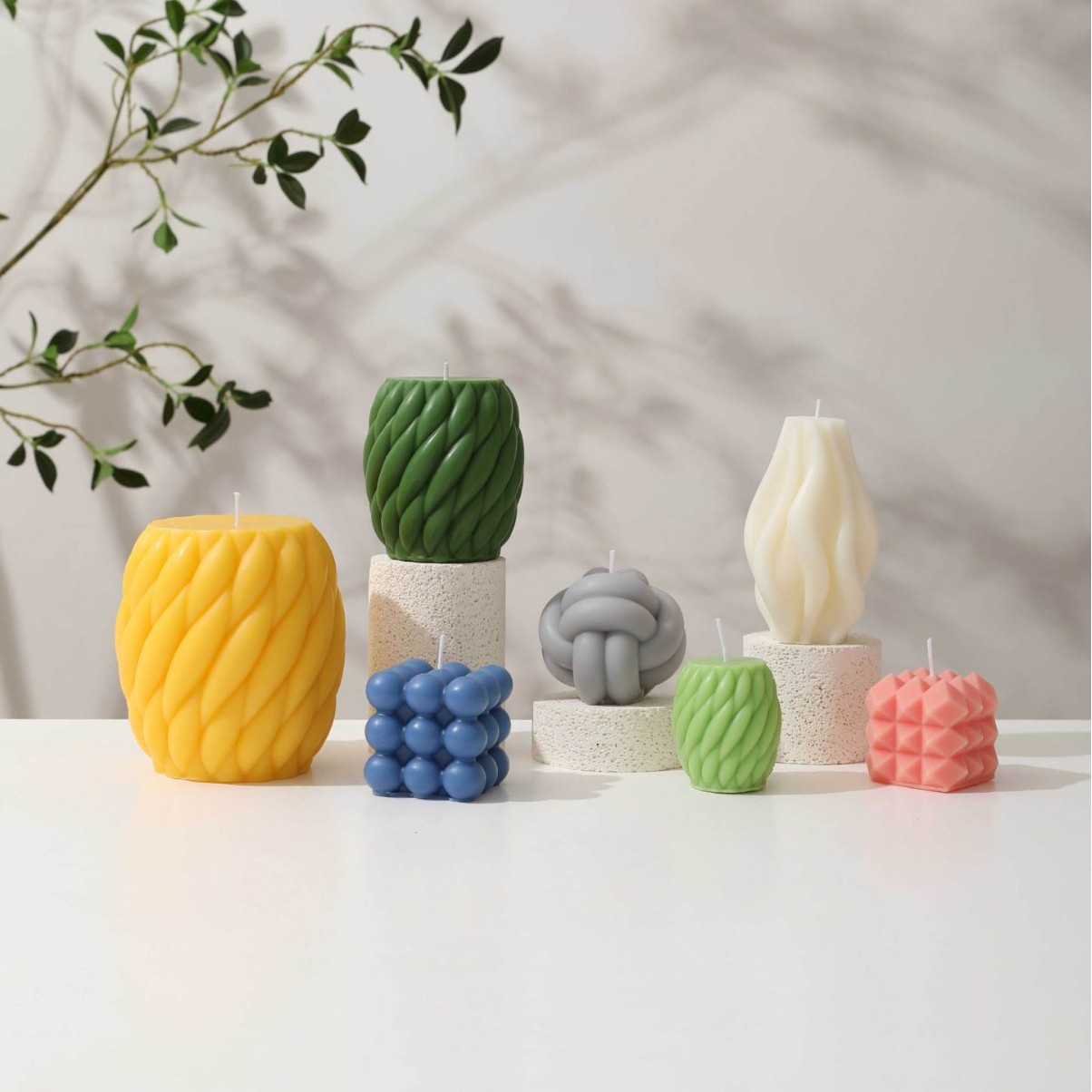 Acompañante creativo mano regalo ins nordic wind velas aromáticas velas geométricas velas de forma transfronteriza