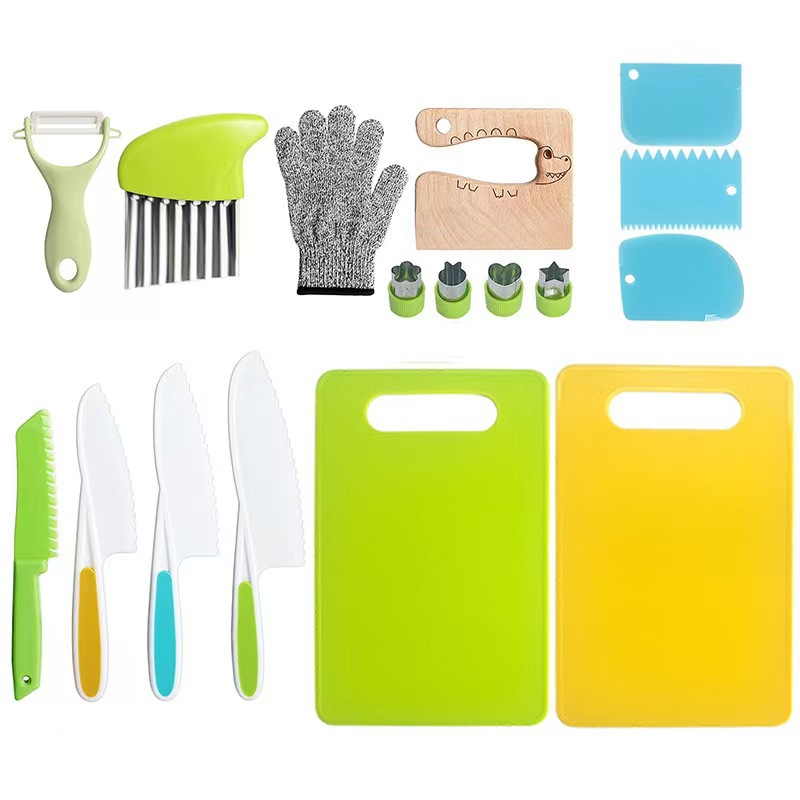 Amazon Children's Toy Knife Set, Kindergarten Early Education Vegetable Cutting Safety Tool Set, Children's Toy Set Application Scenario