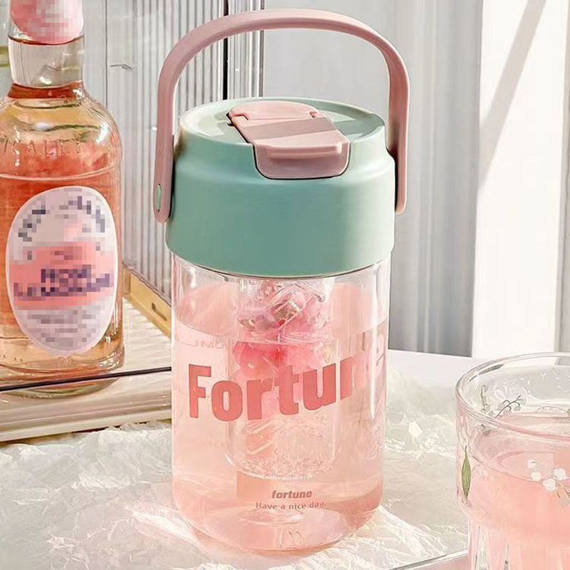 宝宝卡通水杯 婴幼儿学饮水杯  高颜值大容量带吸管茶水分离可爱杯子学生 babycare