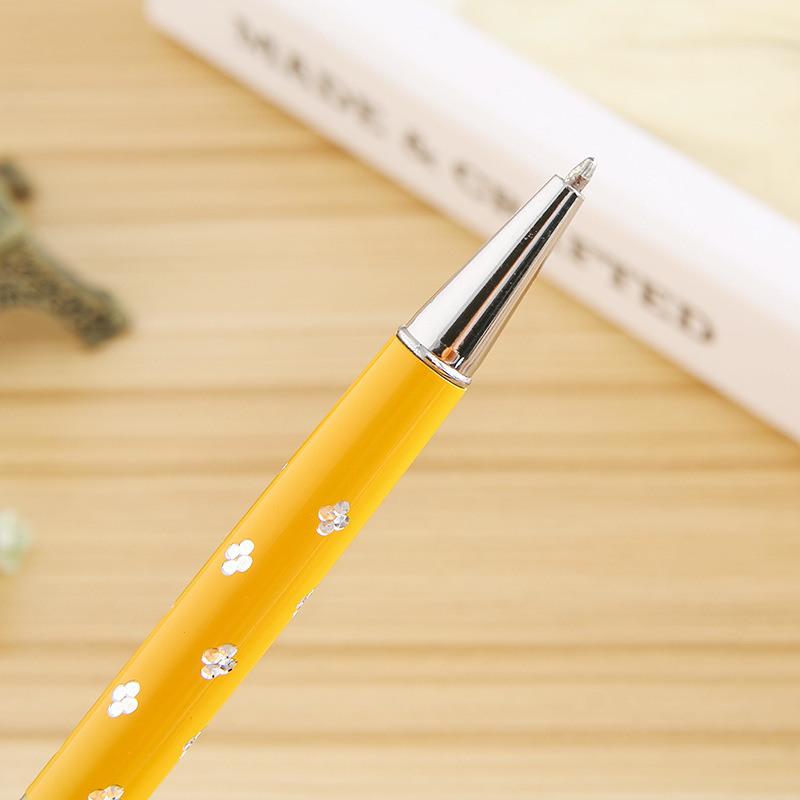 Plum blossom crystal pen, capacitive touch screen, metal ballpoint pen, multi-functional pen that can print logos, festival gift pen, diy Application Scenario