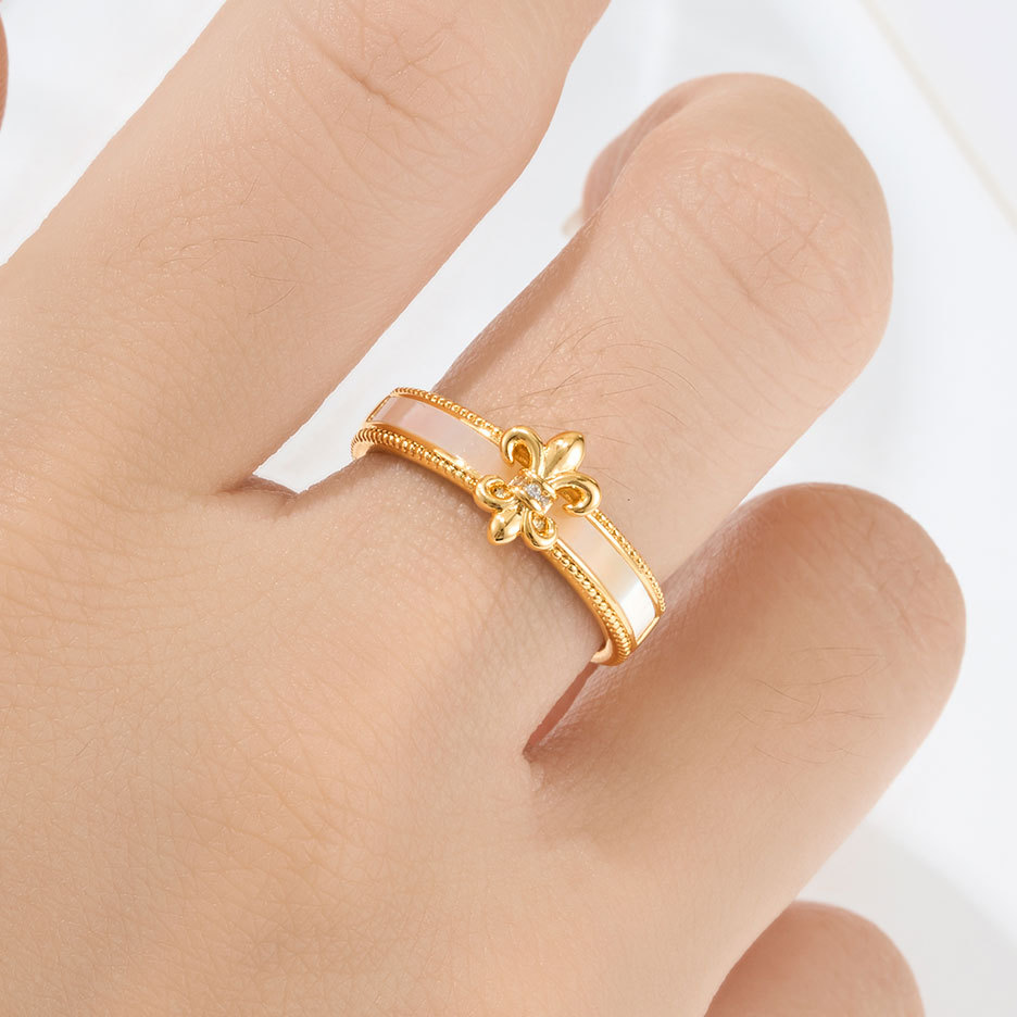 Source factory's light luxury mother-of-pearl iris flower open ring, copper alloy, real gold electroplated, high-end adjustable ring details Picture