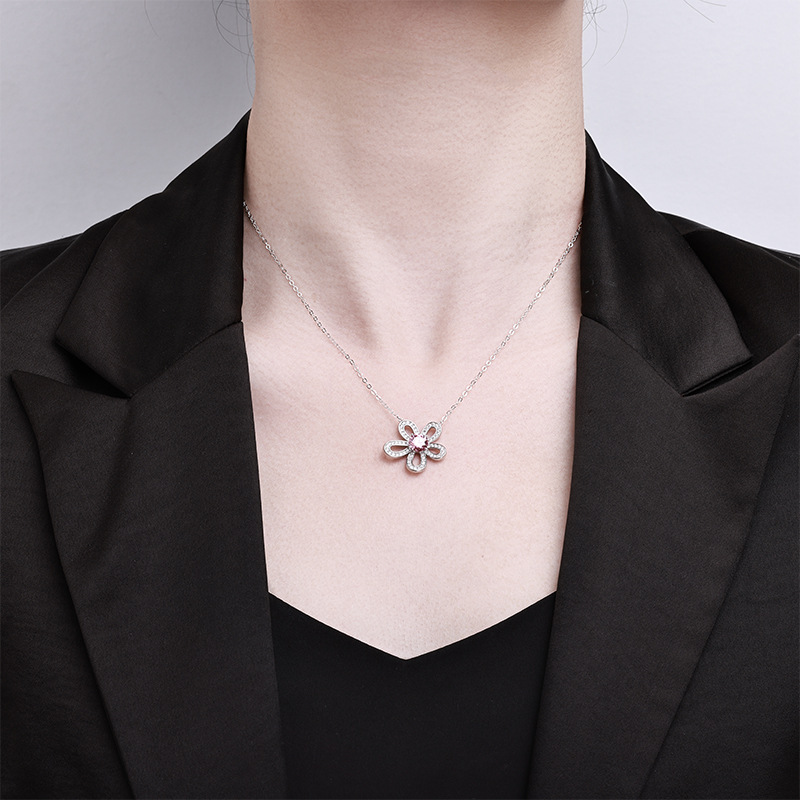 银饰/项链/金色链子/珍珠/梵克雅宝单花项链细节图