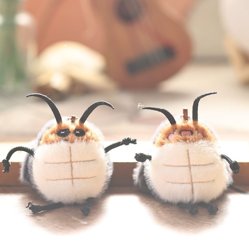 Cute and adorable little cockroach pendant, plush toy doll, little bug, little strong bag, hanging decoration, keychain, doll details Picture