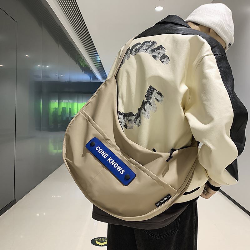 斜挎包男韩版潮牌简约大容量单肩包学生工装风休闲背包ins邮差包单肩包斜跨包男女休闲包外贸男包