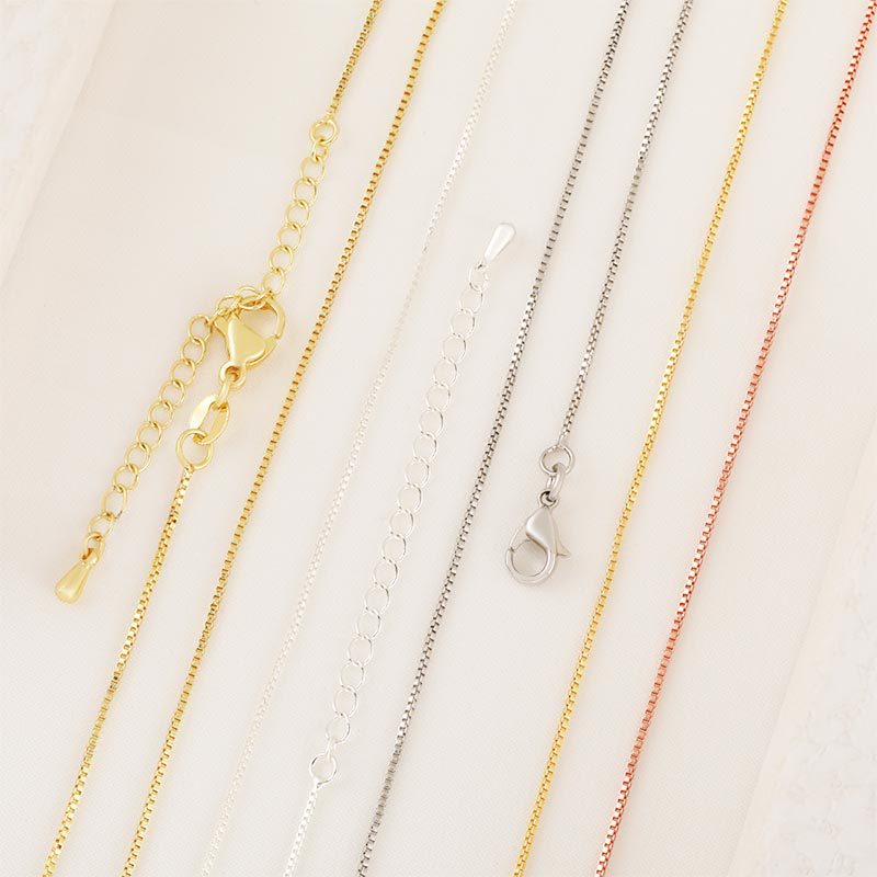 Honglu 18k gold-plated copper color-preserving 0-character necklace with water drop extension chain, total length 50 cm diy thin chain Application Scenario