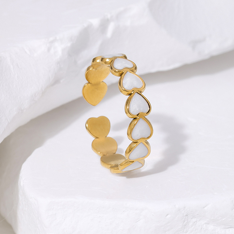 European and American fashionable and elegant heart-shaped titanium steel ring, simple ins style, oil-dripping 18K gold-plated open stainless steel ring
