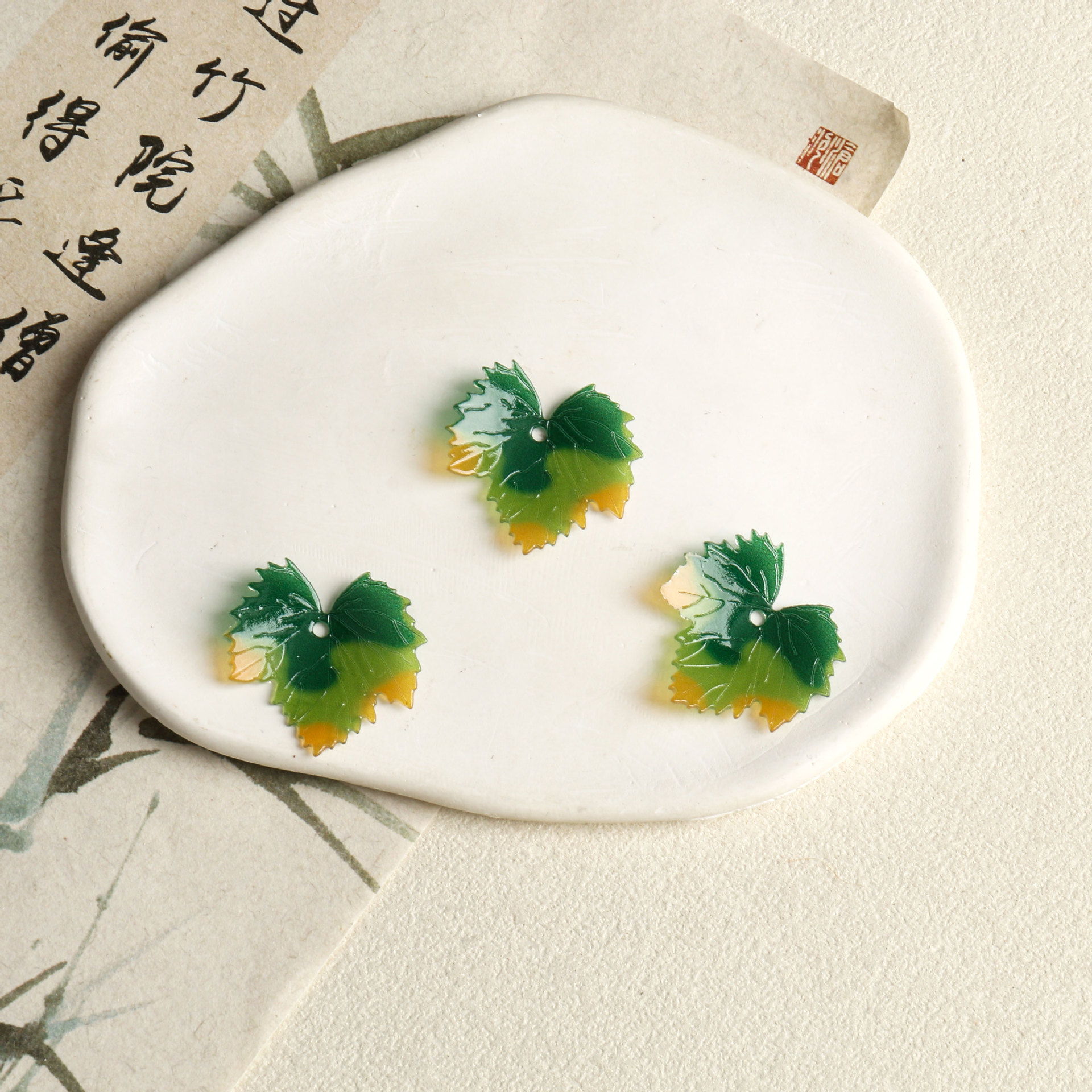 diy饰品配件热缩片葡萄叶子耳环头饰发簪配件手工材料吊坠diy配件图
