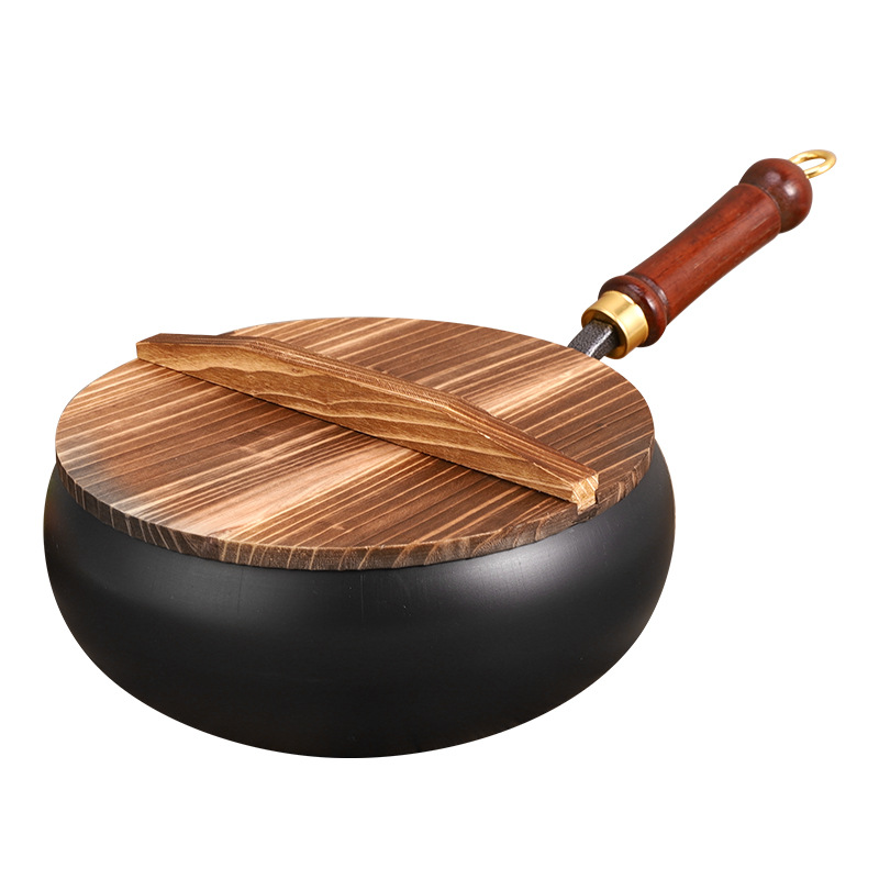Personalizado zhangqiu gufa grande panela sin recubrimiento fondo plano no manchado pequeña olla de hierro hecha a mano engrosamiento y profundización mini pequeña wok Item Picture