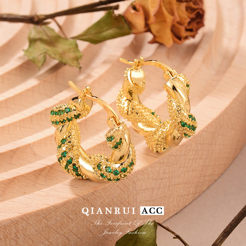 饰品/耳饰/耳环/锆石微镶毛坯耳环/锆石耳饰细节图