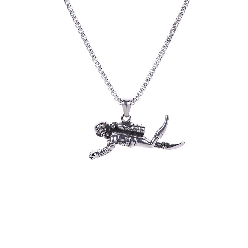 European and American trendy and individualistic hip-hop diver men's long necklace in stock, direct supply, pendant accessories wholesale Item Picture