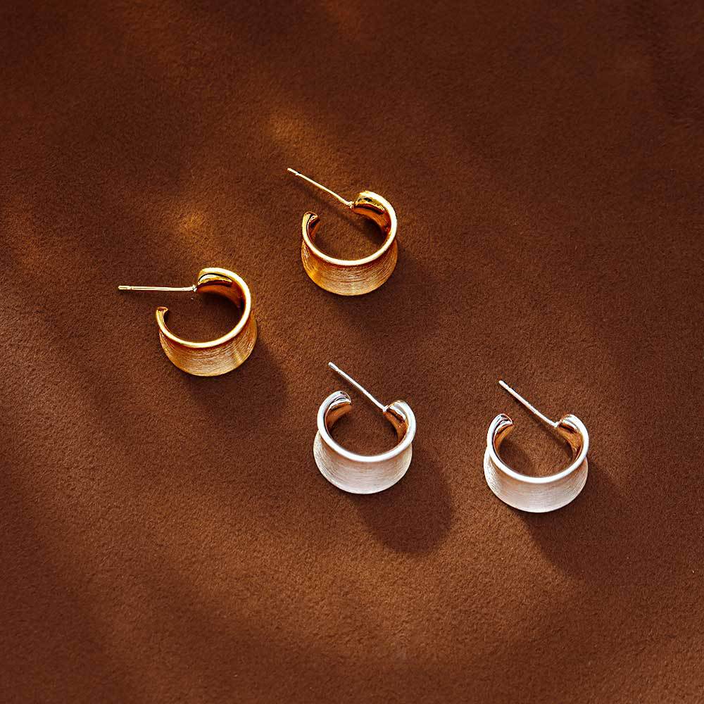 Hyacinth nicho diseño sentido c-forma metal cepillado premium sentido pendientes ins cool wind earwear 2025 nuevo temperamento Specification image