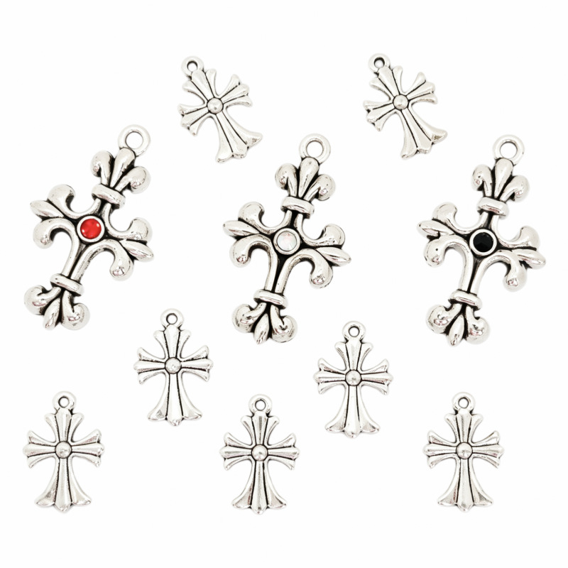 Retro alloy cross-shaped pendant, antique silver aged and diamond-encrusted Crochet style DIY handmade bracelet necklace accessory pendant
