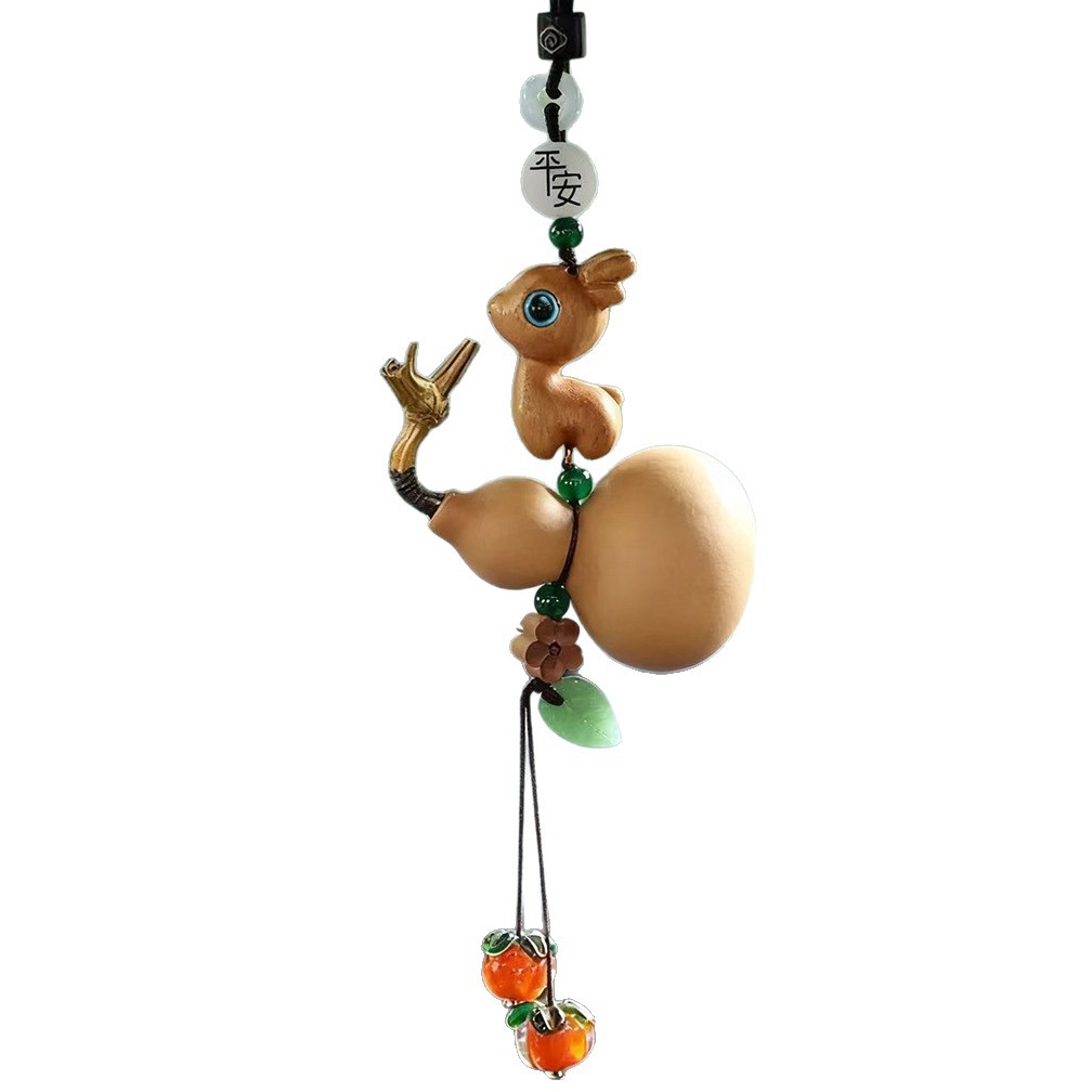 New sandalwood deer gourd car pendant, "Everything Goes Well" gourd decoration car pendant, rearview mirror pendant Item Picture