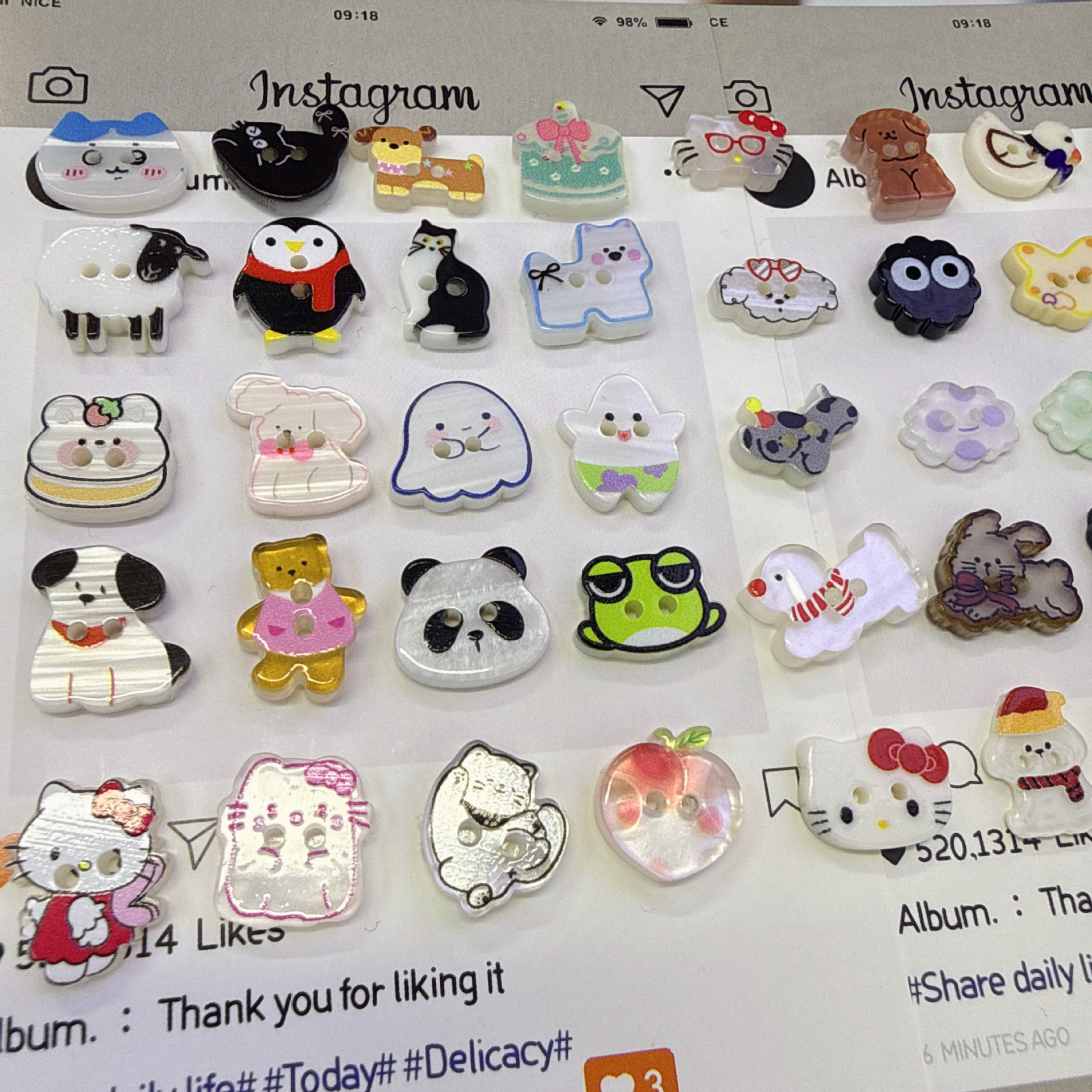 Colorful and cute cartoon animals: kittens, rabbits, lambs, two-eyed resin buttons, children's handmade socks, hair bands, and gloves