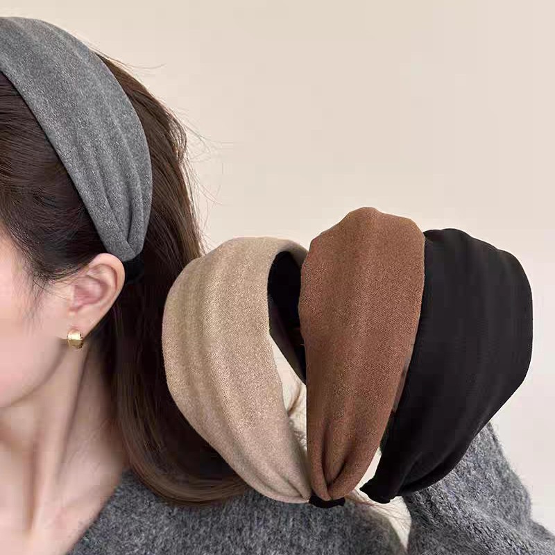 2025 New daily wear wide-edge hair bundles, hair bands, women's high hair pressure, grey hair bands on the top of the head, hair clips, travel headbands