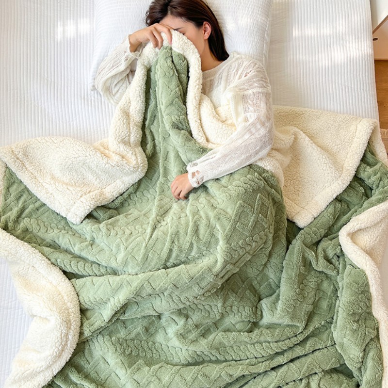 Thickened coral fleece flannel sheepskin blanket, nap sofa cover blanket, office shawl, air conditioner small blanket details Picture