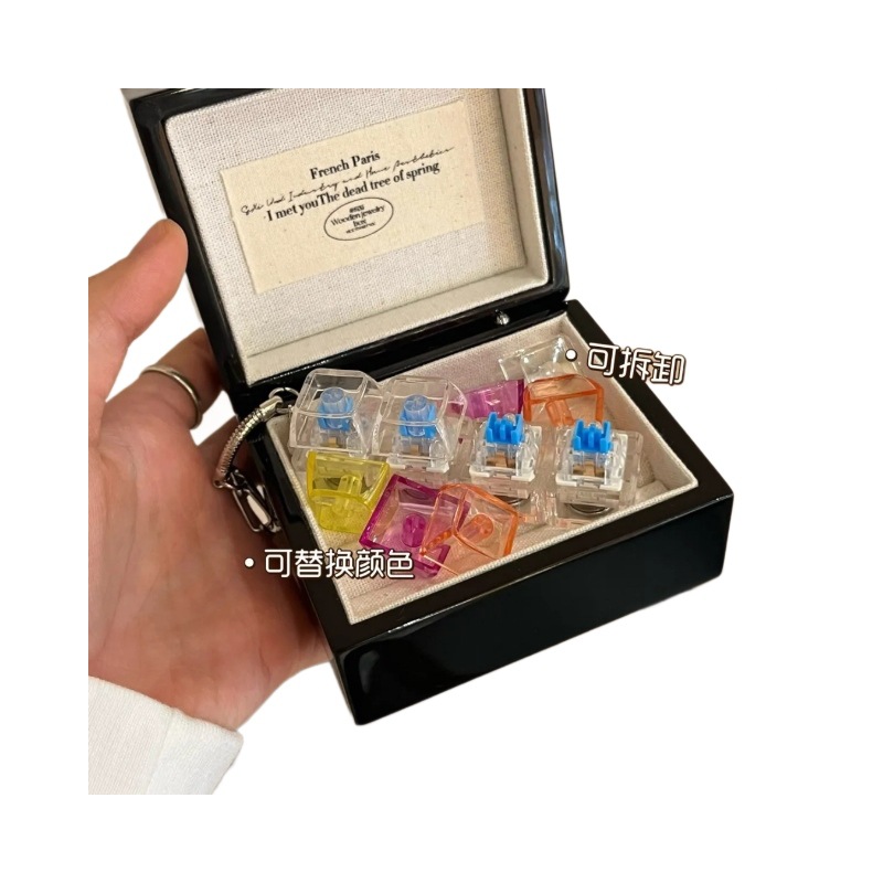 أزرار المفاتيح المضيئة ذات اللون الازرق الشفاف Item Picture