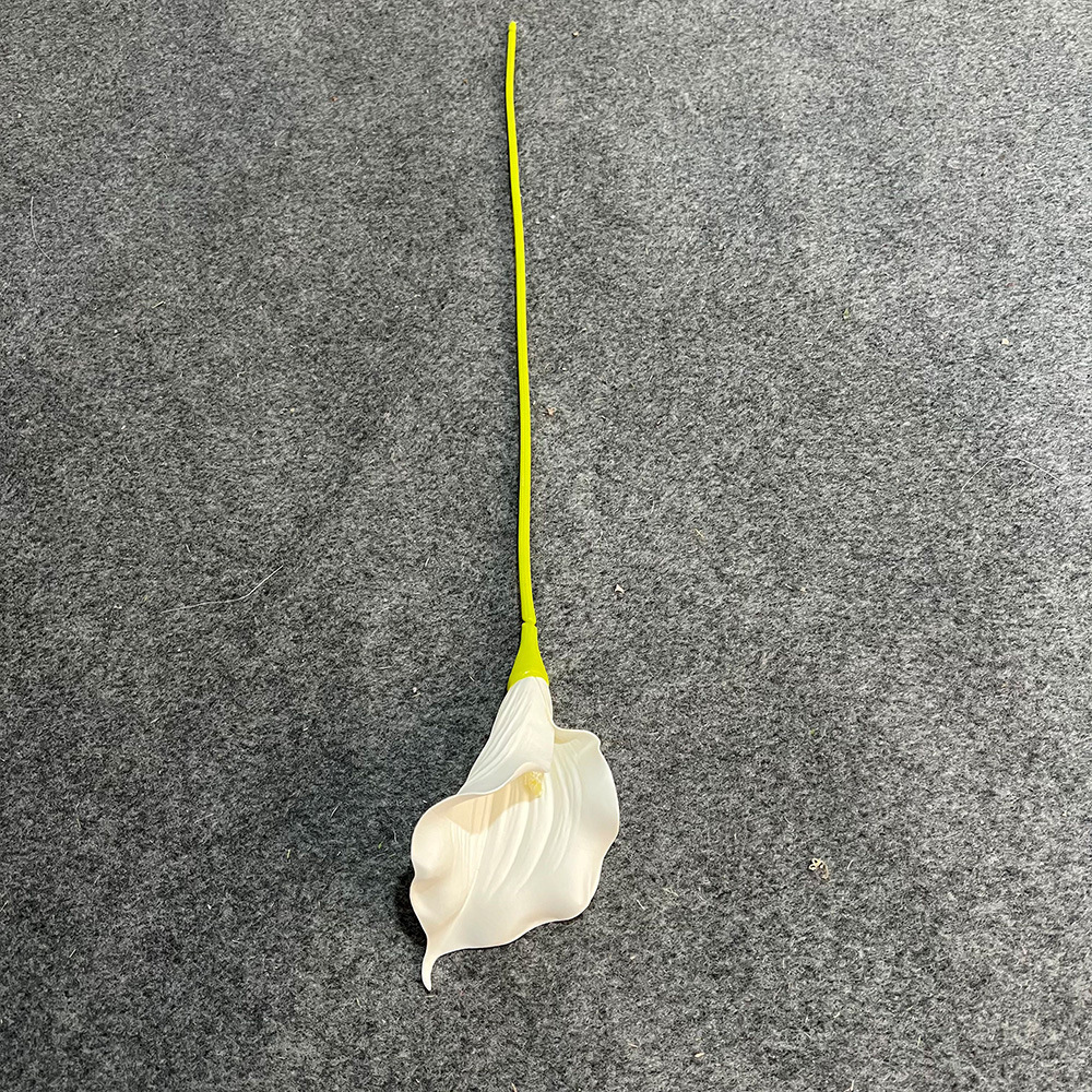 马蹄莲仿真假花家居酒店餐桌花束装饰婚庆婚礼堂插花装饰拍照道具产品图