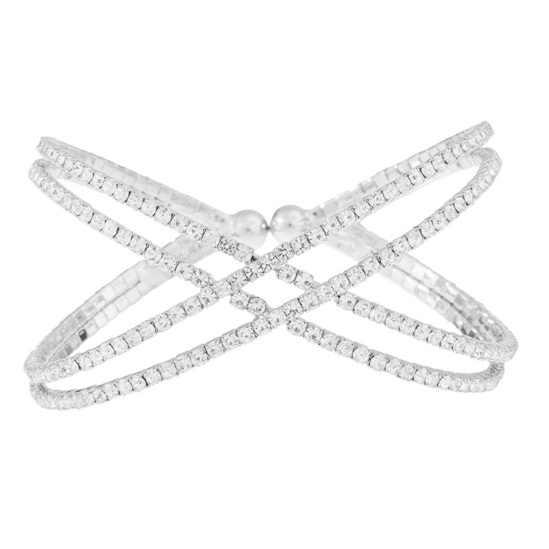 Cross-border European and American claw chain jewelry, four-row cross hollowed-out water diamond bracelet, creative new product, full diamond open hand jewelry wholesale Application Scenario