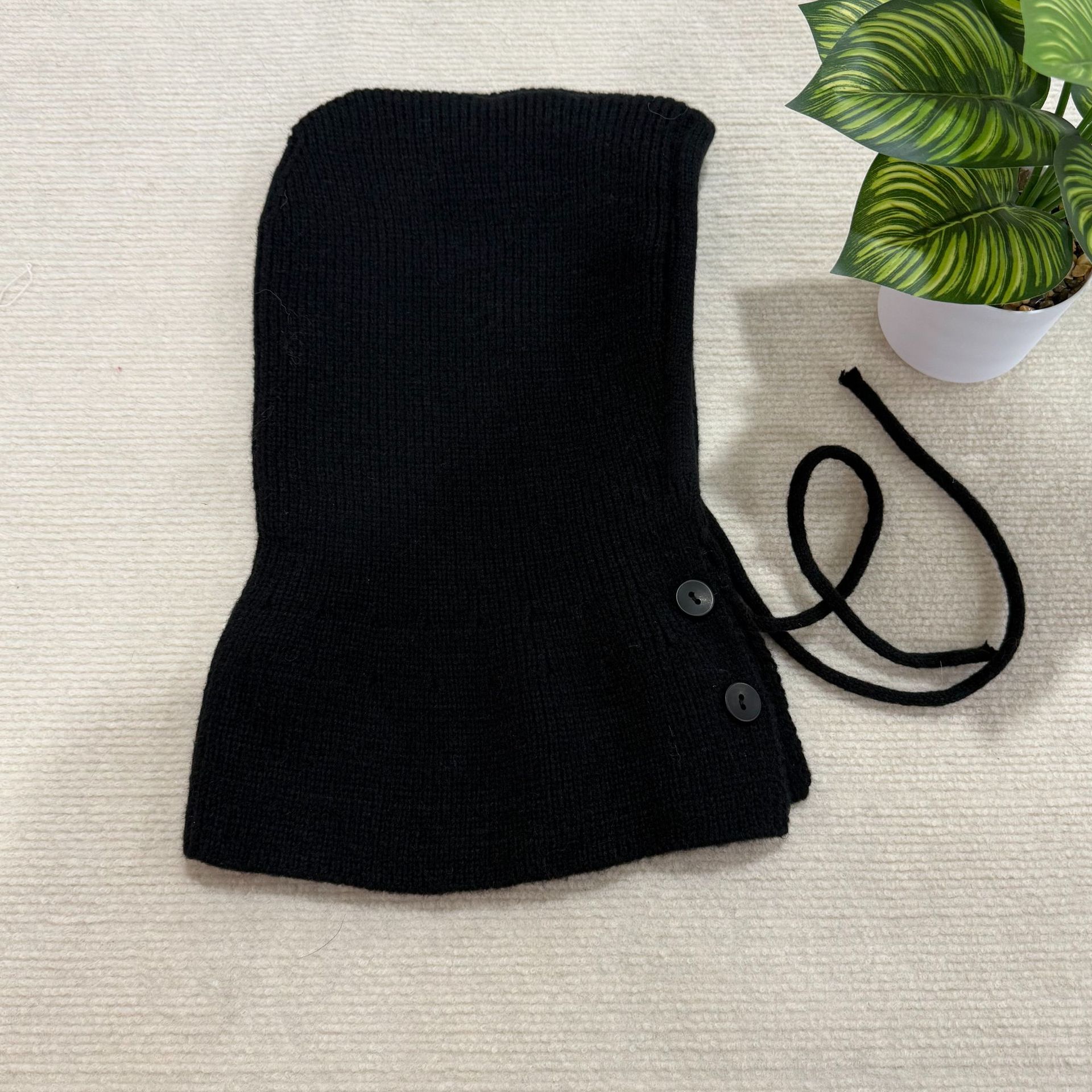 Korean Balacrafa hat for women's winter warmth, a combined neck-and-neck couple style ear-protecting woolen knitted cap