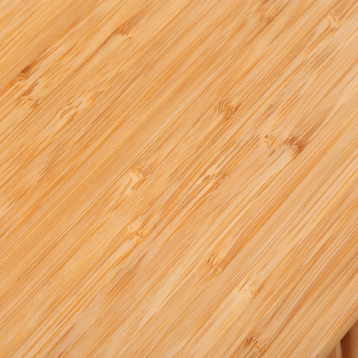 Customized Nan bamboo household vegetable cutting board, square bamboo and wood cutting board, travel fruit cutting board, portable camping small cutting board Application Scenario