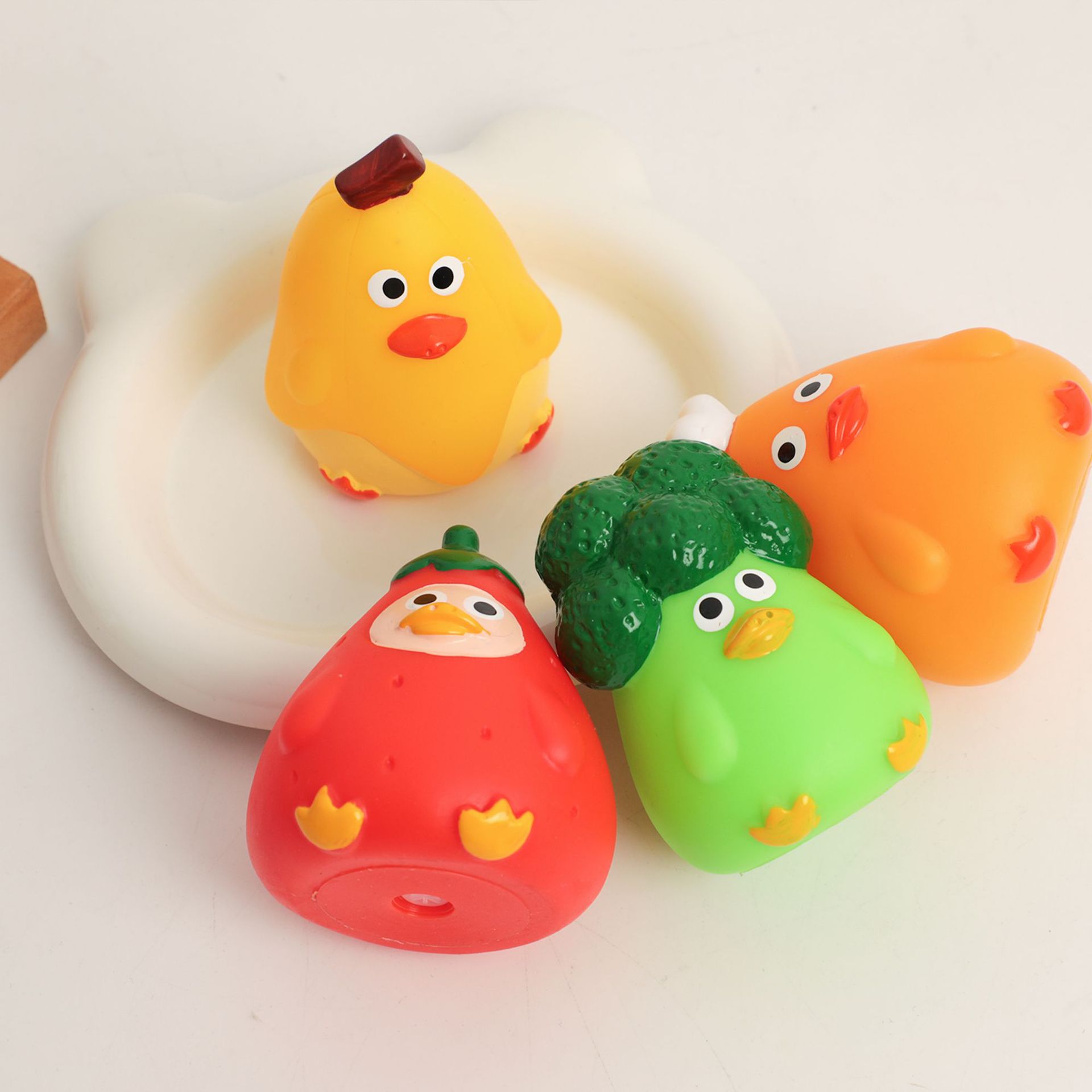 戏水玩具实物图