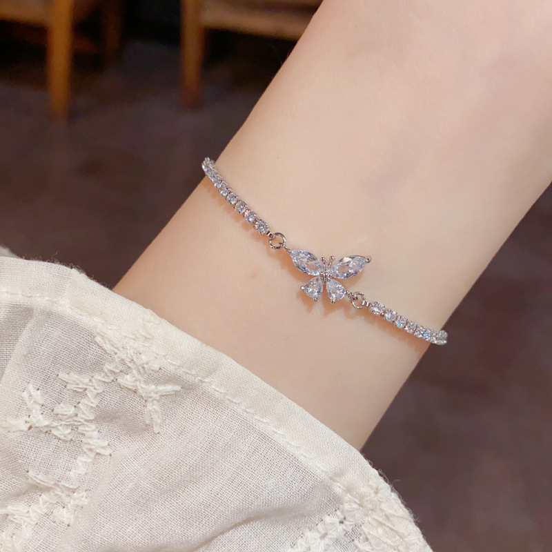 Wholesale of French light luxury, versatile, super shiny, full diamond butterfly bracelet with pull-out style, exquisite and fashionable design sense details Picture