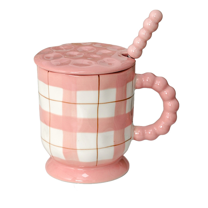 好看的马克杯带盖勺送闺蜜女生格纹早餐杯手绘釉下彩陶瓷喝水杯子白底实物图