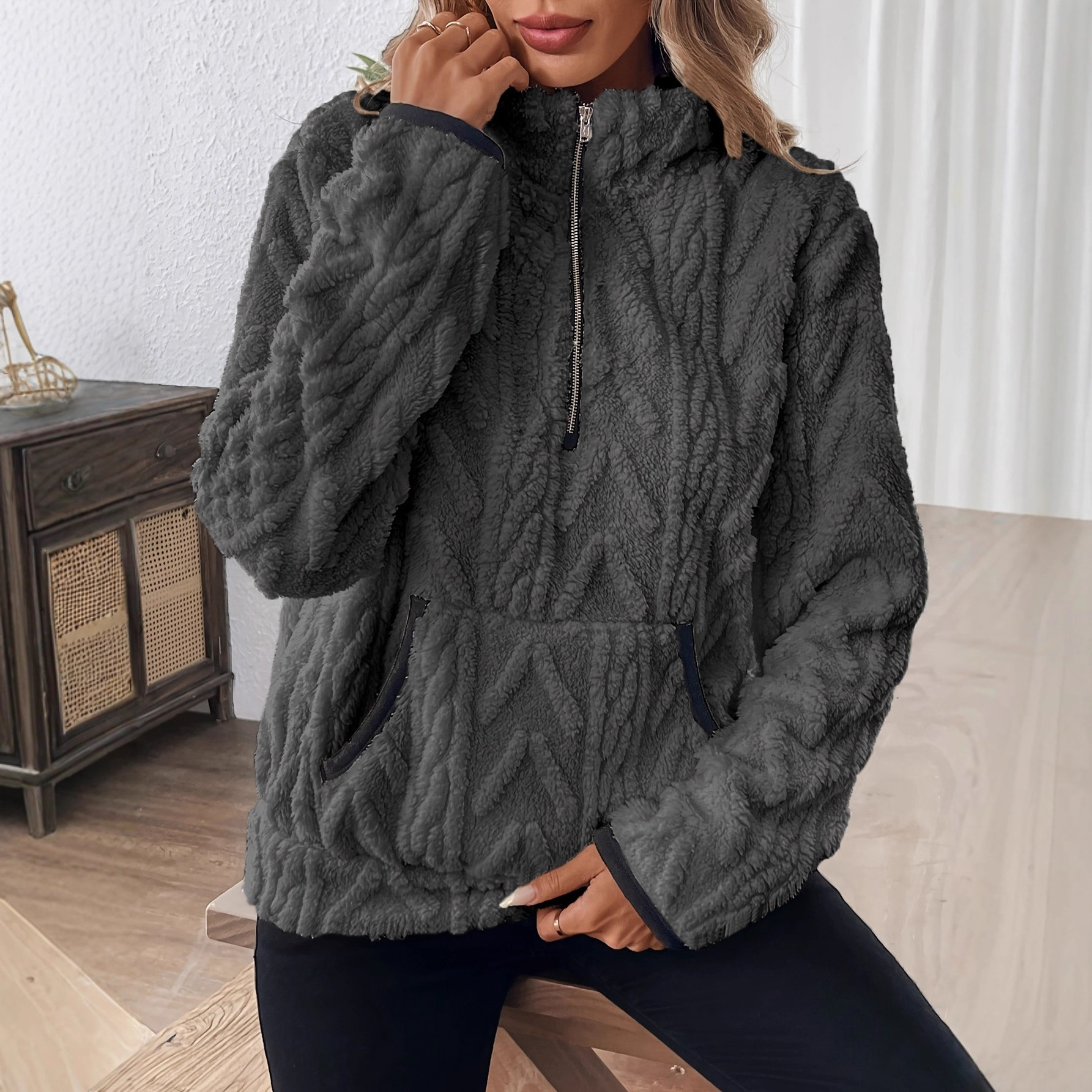 Cross-border 2025 Autumn/Winter new style European and American lapel chanel-style jacquard semi-zipper plush pocket short sweatshirt Specification drawing