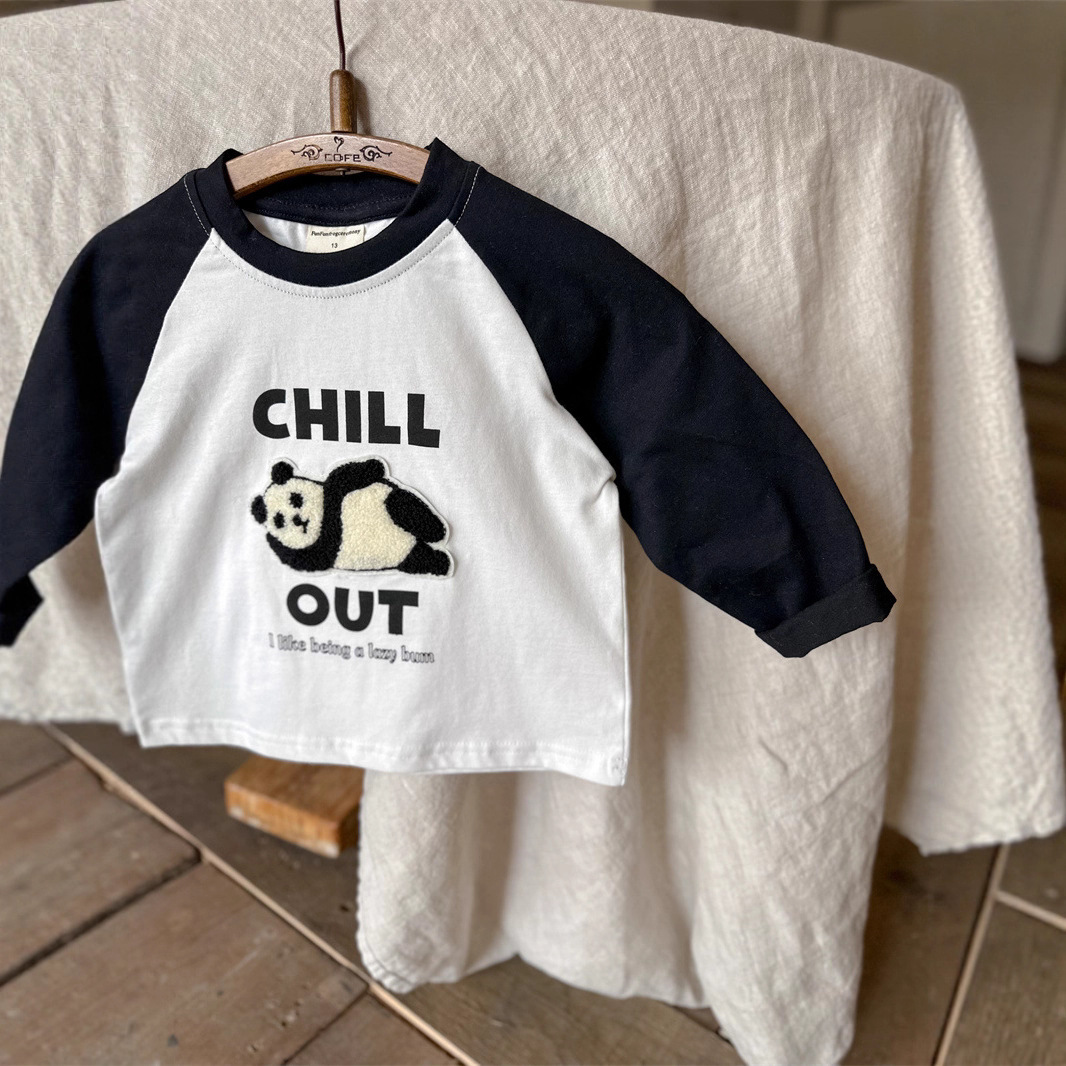 Children's T-shirts 2025 Spring and Autumn Collection: Cartoon all-cotton T-shirts for Boys, stylish color-blocked shoulder sleeve base shirts for boys and girls wholesale Application Scenario