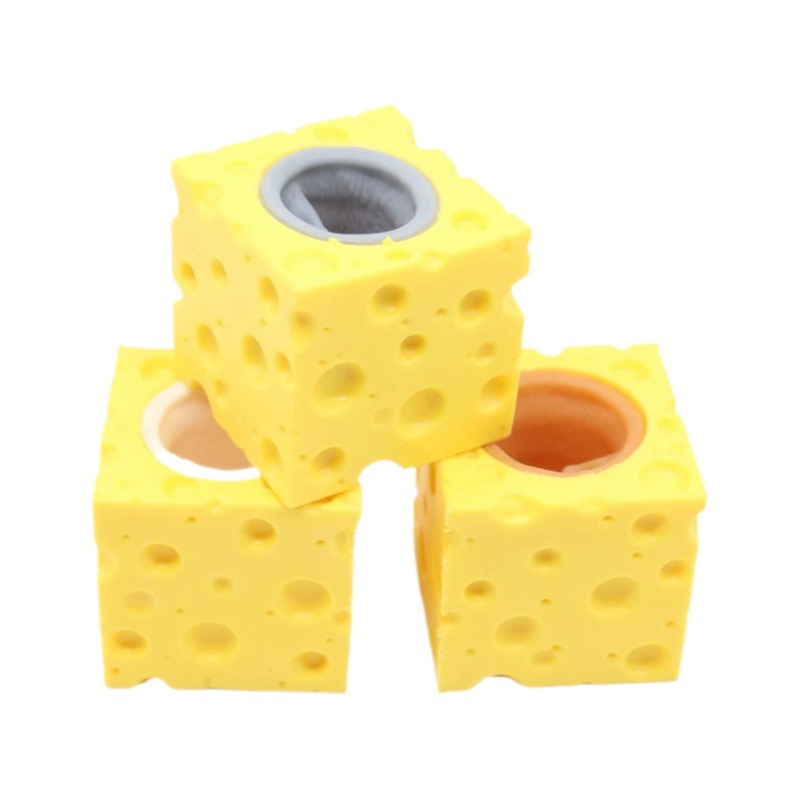 Creative prank, stress-relieving, cute cheese mouse cup, pinching fun, squeezing and venting, funny squirrel Cup, stress-relieving little toys Item Picture