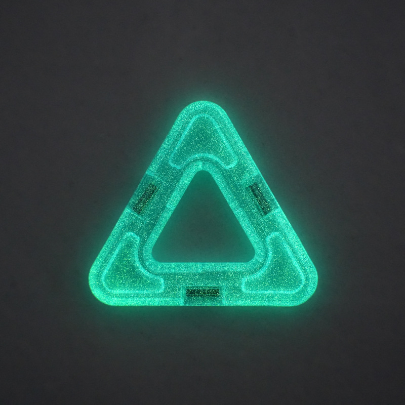 Factory direct sales of magnetic shape customized luminous building blocks, educational toys, intelligence development, color cognition, luminous magnetic sheets Specification image