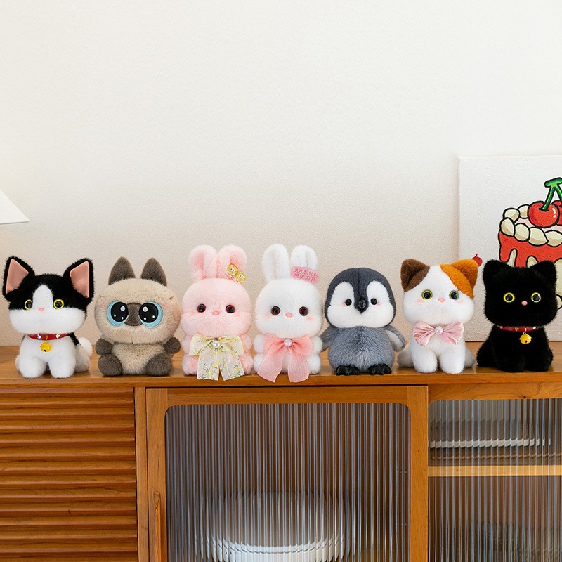 Scented table with small dolls, animal plush toys, toy dolls, computer decorative items, cats, rabbits and penguins Specification image