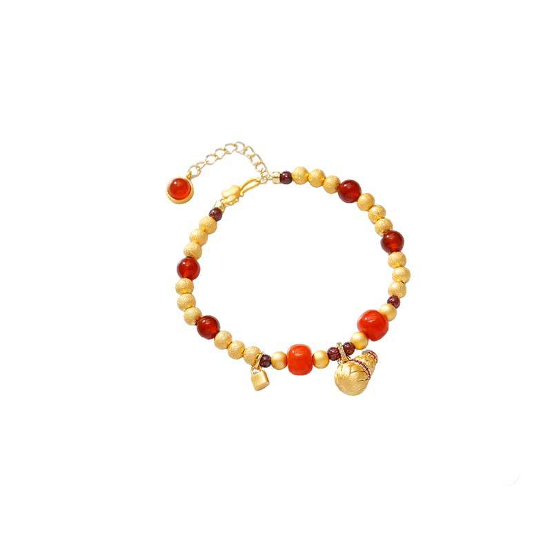 Hyacinth's original design of the new Chinese-style bracelet features a unique design sense. The hand-brushed gold gourd pendant is a bestseller on Douyin Item Picture