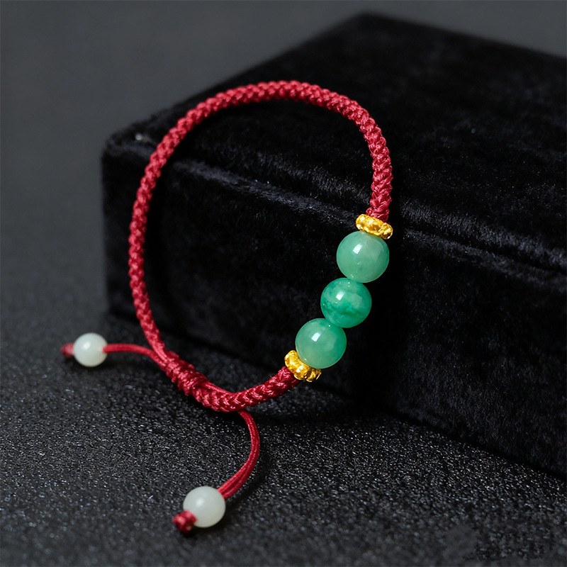 2025年新款红绳手链女生非洲翠本命年手绳ins小众设计闺蜜编织绳