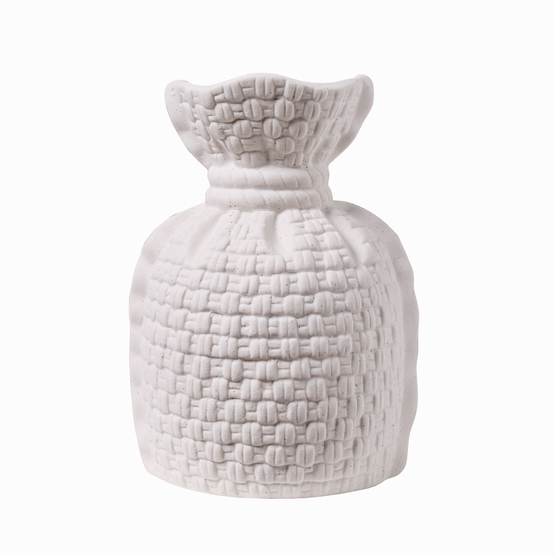 2025 European-style simple ceramic vase with wabi-sabi style, retro and high-end feel, living room and hotel table flower arrangement and dried flower decoration piece Item Picture