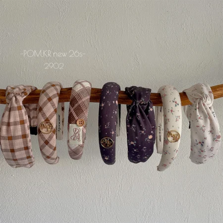 New Korean-style checkered floral sweet hairband, handcrafted fabric, versatile for girls, high headband, hairpin, hair accessory for girls New Korean-style checkered floral sweet hairband, handcrafted fabric, versatile for girls, high headband, hairpin, hair accessory for girls