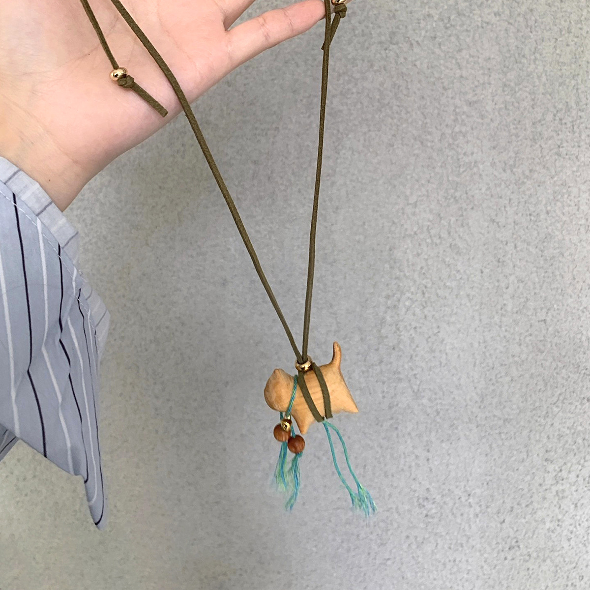 新中式森系檀木立体猫咪吊坠彩绳项链女民族风百搭可调节抽绳配饰细节图