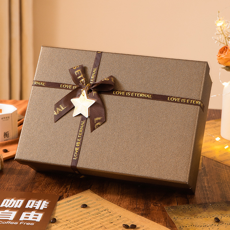 Year-end party gift, coffee machine gift box, high-end business souvenir, creative birthday gift for girlfriend and best friend, practical and ins style Application Scenario