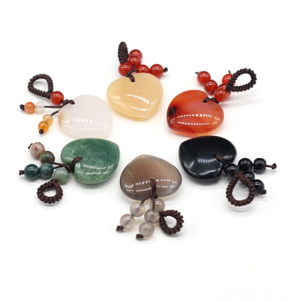 Natural stone heart-shaped semi-precious stone keychain DIY accessory heart-shaped keychain fashion dress accessory chain Item Picture